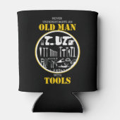 Never Underestimate An Old Man With Tools Handyman Blikjeskoeler (Achterkant)