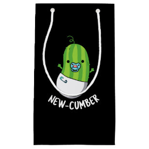New cumber Funny Veggie Cucumber Pun Dark BG Klein Cadeauzakje