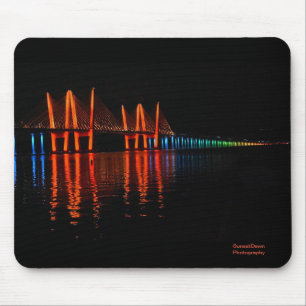 New York Bridge Light ter ere van Gay Pride Muismat