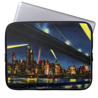 New York City Manhattan bij nacht Laptop Sleeve