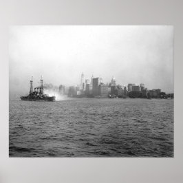 New York Skyline uit Harbour, 1920.  foto Poster