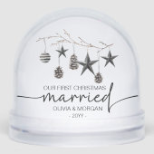 Newly weds first christmas married personalized sneeuwbol (Voorkant)