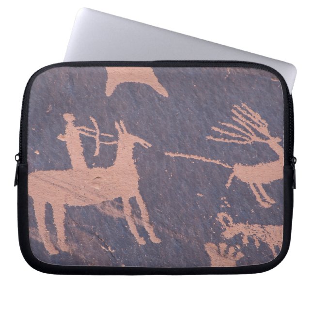 Newspaper Rock, S.P., UT Near Monticello. Laptop Sleeve (Voorkant)