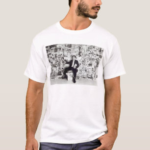 Newspaper salesman, c.1960 t-shirt