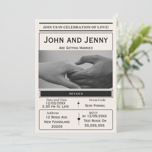 Newspaper-Style Wedding Invitation | Customisable (Debout devant)
