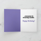 Nez De Chat Dû À La Carte D'Anniversaire Des Pieds (Intérieur)