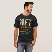NFT Millionaire Loading please wait funny crypto T-shirt (Voorkant volledig)
