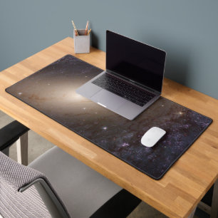 NGC 6744, op 30 miljoen lichtjaar afstand. Bureaumat