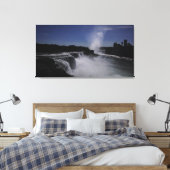 Niagara Mist Opstijgend Canvas Afdruk (Insitu (Slaapkamer))