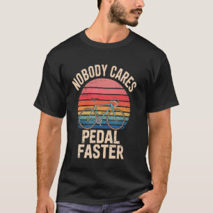 Niemand Maakt Zich Zorgen Treed Harder Retro Racef T-shirt