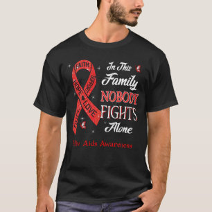 Niemand vecht alleen tegen hiv-aidsbewustzijn t-shirt