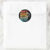 Niet knoeien met mama Beer Groovy stijl Moederdag Ronde Sticker (Tas)