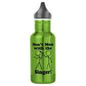 Niet met de zanger waterfles  (Links)