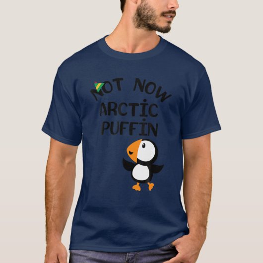 Niet nu Arctic Puffin Elf Pet Funny Kerstgrap T-shirt (Voorkant)