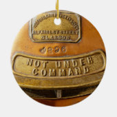Niet onder commando keramisch ornament (Achterkant)