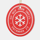Niet openen tot 25 december Rood Keramisch Ornament (Links)