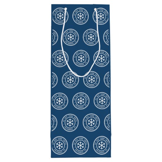 Niet openen tot blauwe kerstwijn met cadeau wijn cadeautas (Achterkant)