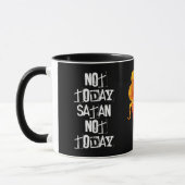 Niet vandaag, Satan, niet vandaag. Belemmering kon Mok (Links)