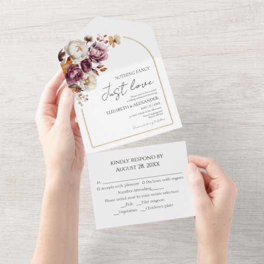 Niets Fancy | Bourgogne Bloemboog Fall Wedding All In One Uitnodiging (Afscheurbaar)