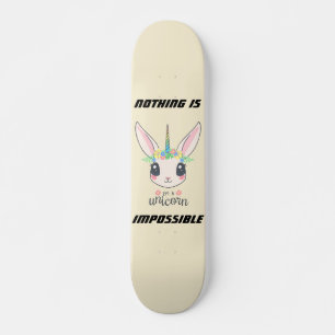 " niets is onmogelijk " , grappige eenhoornkonijn skateboard