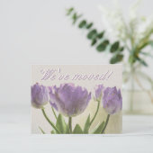 Nieuw adres briefkaarten met paarse tulpen print (Staand voorkant)