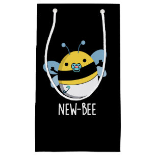 Nieuw Bee Funny Newbie Bug Pun Dark BG Klein Cadeauzakje