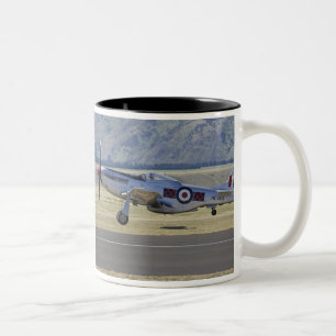 Nieuw-Zeeland, Otago, Wanaka, Warbirds Over 4 Tweekleurige Koffiemok