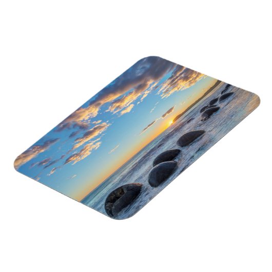 Nieuw-Zeeland, Zuid-eiland, Moeraki Boulders Magneet (Linkerzijde)