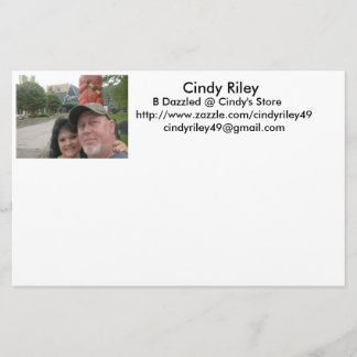 Nieuwe aangepaste kantoorbenodigdheden briefpapier