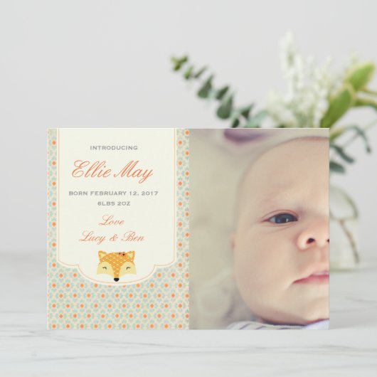 Nieuwe Baby Meisje Aankondiging Fotokaart Woodland (Staand voorkant)