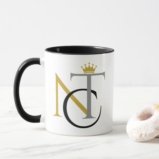 Nieuwe Crowns and Thrones™ Logo Christelijk Mok (Met donut)