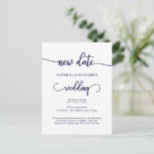 Nieuwe datum uitgestelde bruiloft Navy Blue Script Briefkaart (Staand voorkant)