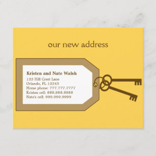 Nieuwe set sleutels die aankondiging verplaatsen