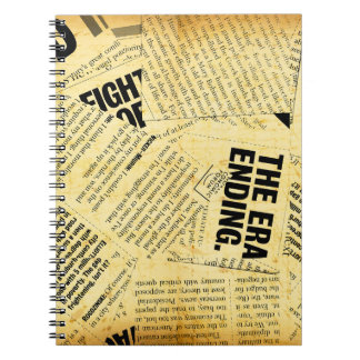 Nieuws papier met oud papier notitieboek