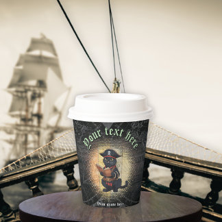 Nieuwsgierige piraat kat ontcijfert oude mysteries papieren bekers