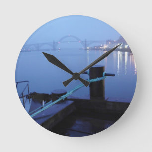Night Bridge Ronde Klok