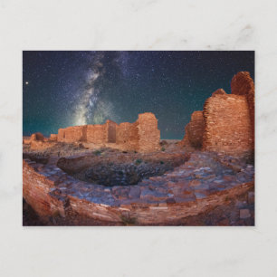 NIGHT SKY BIJ PUEBLO RUIN, NIEUWE MEXICO BRIEFKAART