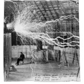 Nikola Tesla dans son rideau en douche de (Devant)