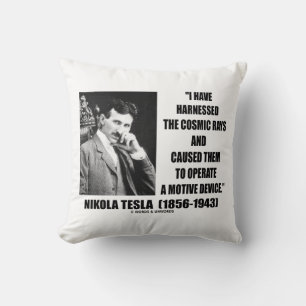 Nikola Tesla heeft het kosmische radioapparaat gem Kussen