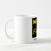 Nikon filme la tasse (Gauche)