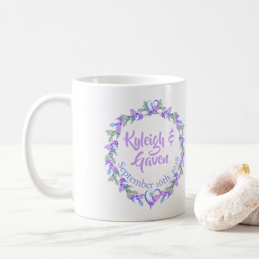 N'importe quel nom Anniversaire Floral Gift Mug (Avec donut)
