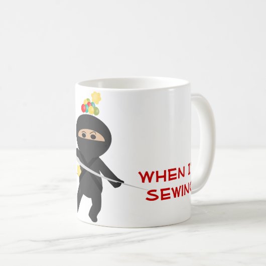 Ninja avec la tasse d'aiguille de couture (Devant droit)