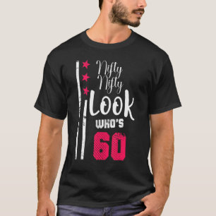 Nitignihil Kijk die 60 jaar oud is op het Plein va T-shirt