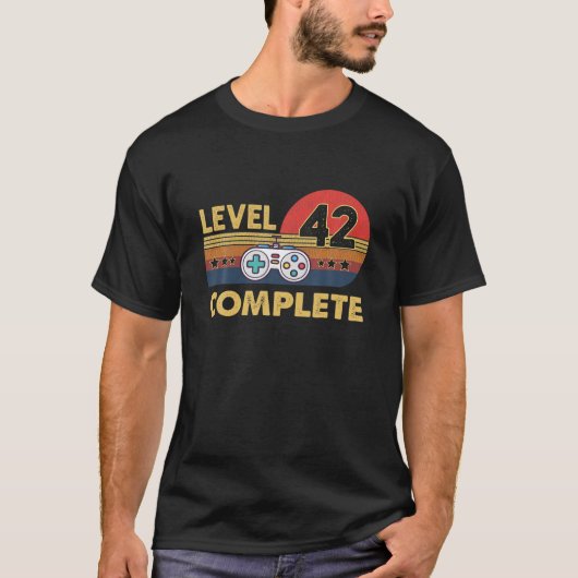 Niveau 42 Complete feestdag 42e bruiloft T-shirt (Voorkant)