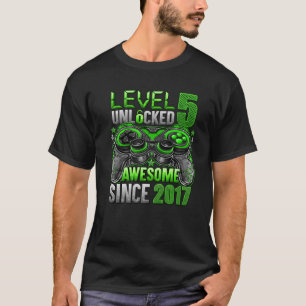 Niveau 5 niet-vergrendeld Geweldige sinds 2017 5e  T-shirt