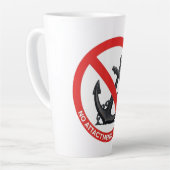 No attachments in my life latte mok (Linkerhoek)