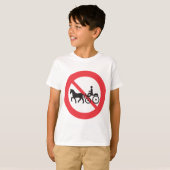 No Horse Drawn Vehicles Sign T-shirt (Voorkant volledig)