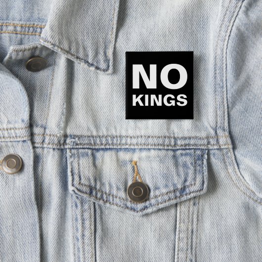 No Kings bold protest Vierkante Button 5,1 Cm (In situ)
