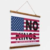 NO KINGS HANGEND WANDKLEED (Gebogen)