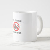 No Kings In America Patriotic Casual Extra Grote Beker (Voorkant rechts)